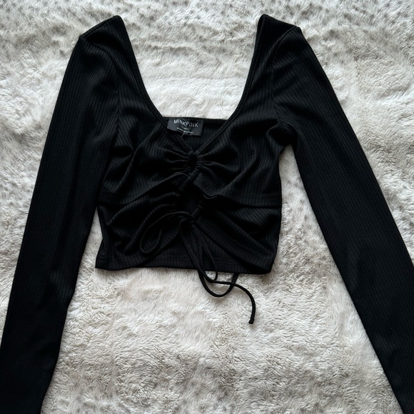 MinkPink XS Black Front Tie Crop Top NWT - Picture 3 of 7